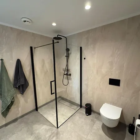 Vakantiehuis Cozy Modern House Sortland